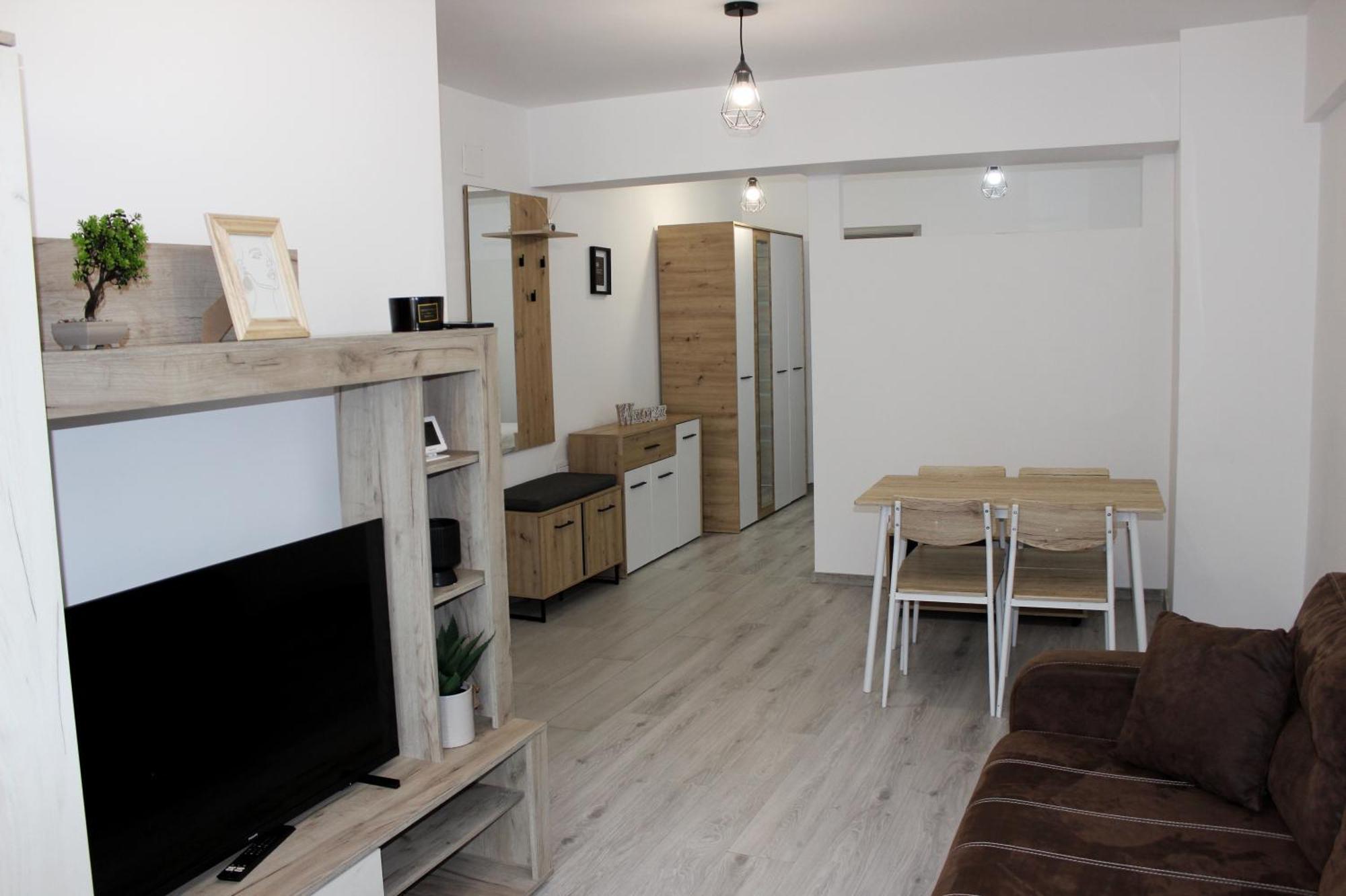 Cozy Apartments In Centre Of Suceava Near Kaufland And University 外观 照片