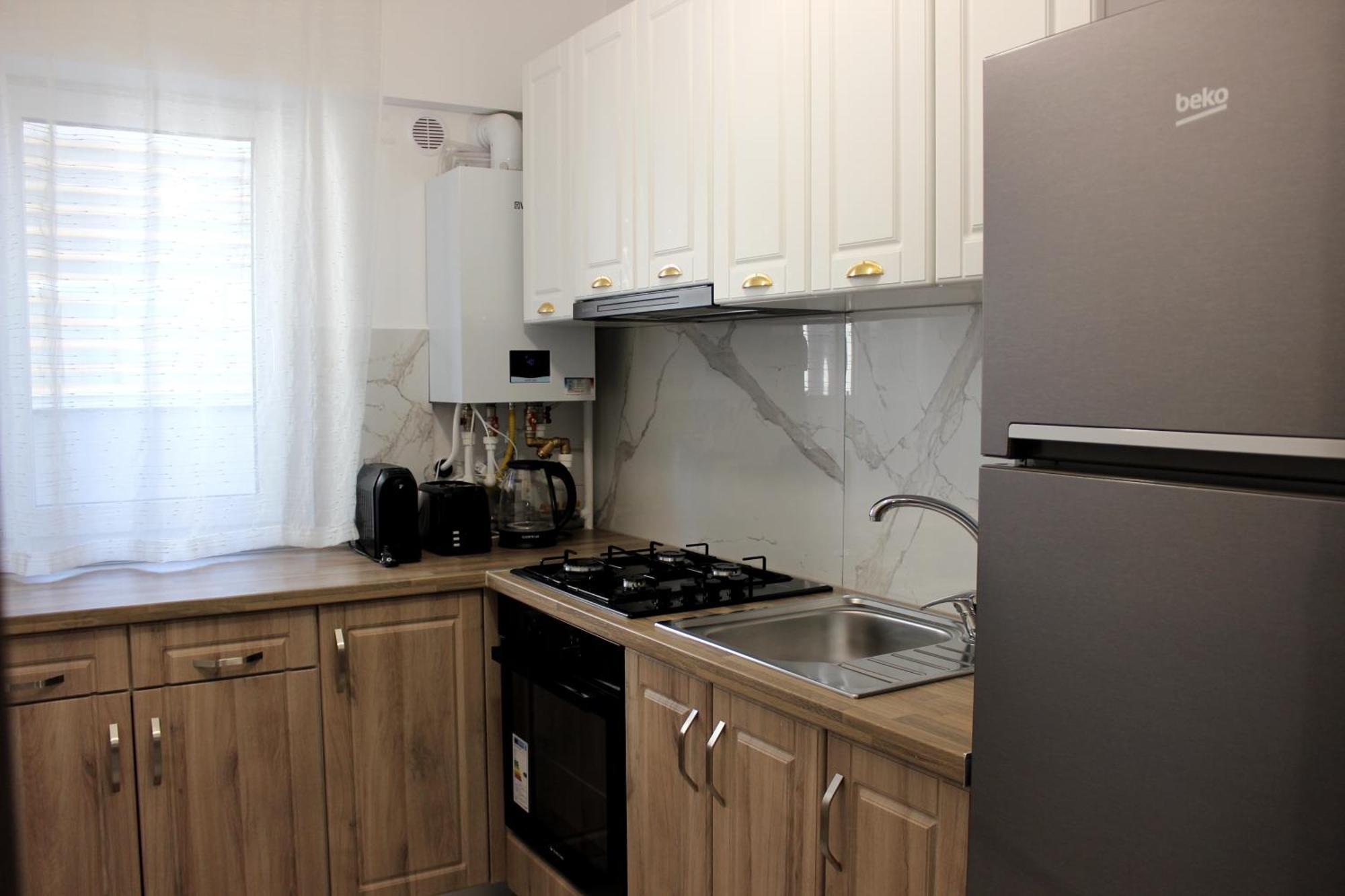 Cozy Apartments In Centre Of Suceava Near Kaufland And University 外观 照片
